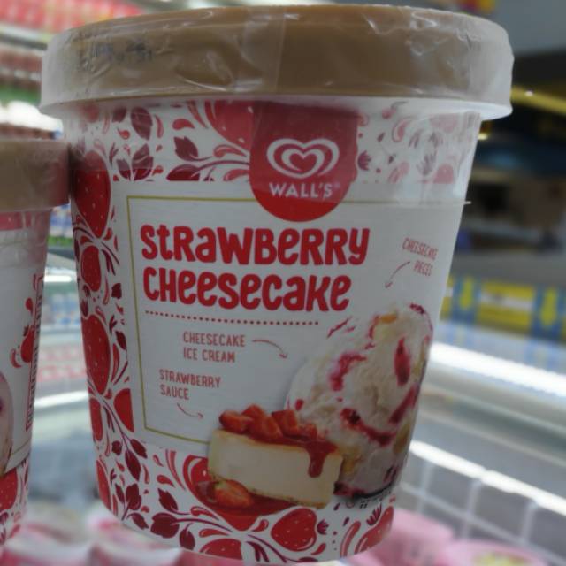 Jual Es Krim Walls Strawberry Cheesecake 750ml Shopee Indonesia 9985