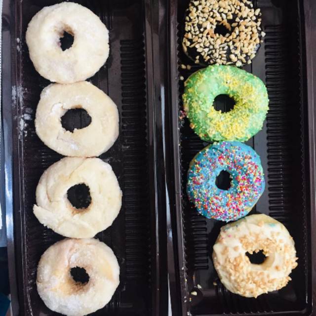 

Donat enak banget