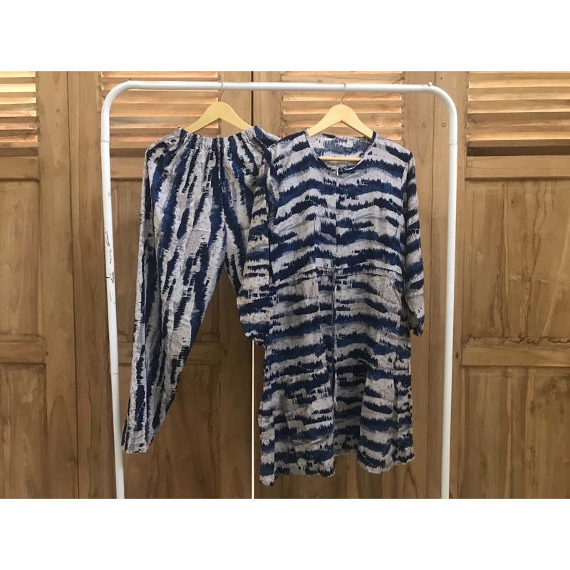 Oneset Kanaya Tunic
