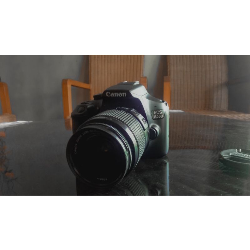 Kamera DSLR Canon 1300D Fullset