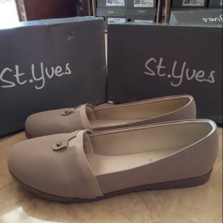 Sz 38 39 Sepatu Wanita merk  St Yves Brand Matahari  