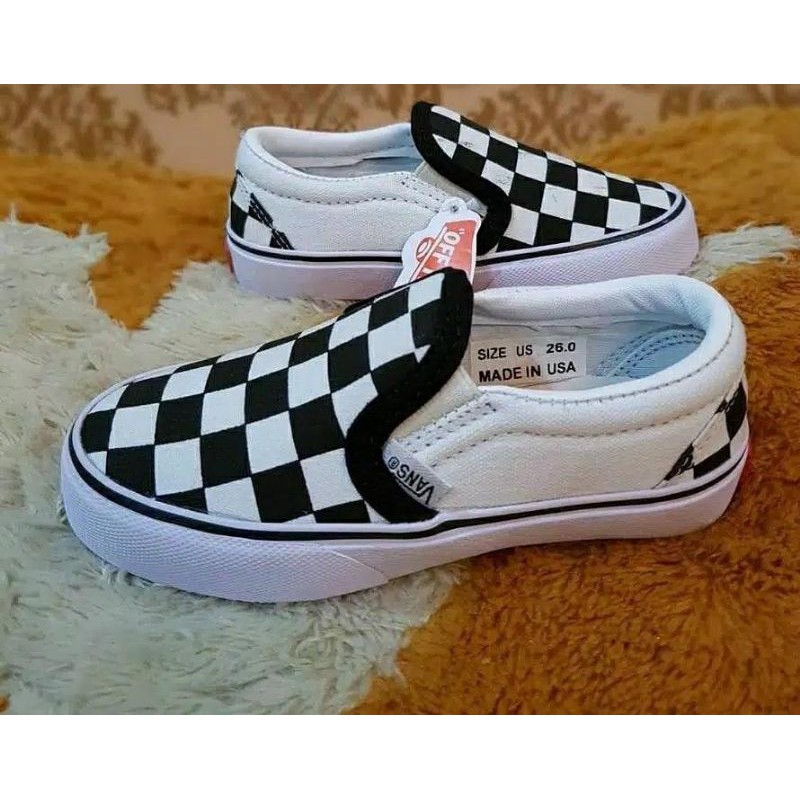 Sepatu Vans Catur Slip On