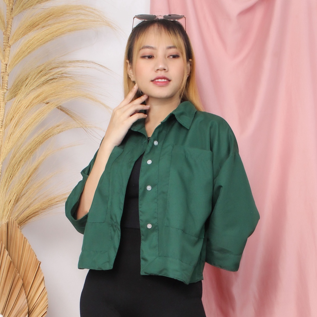 RX Fashion - Kemeja Crop Linen Pocket - BN-HIJAU BOTOL