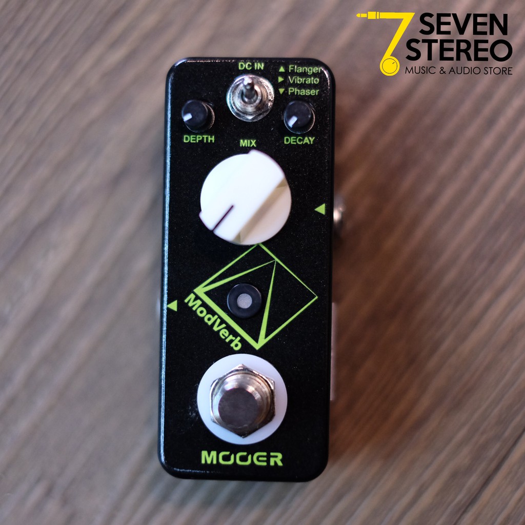 Moeer ModVerb Modulation Reverb Pedal