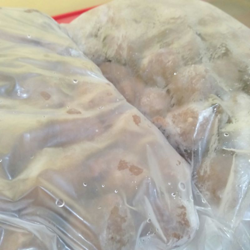 

Pentol daging sapi Solo Premium mbak ira