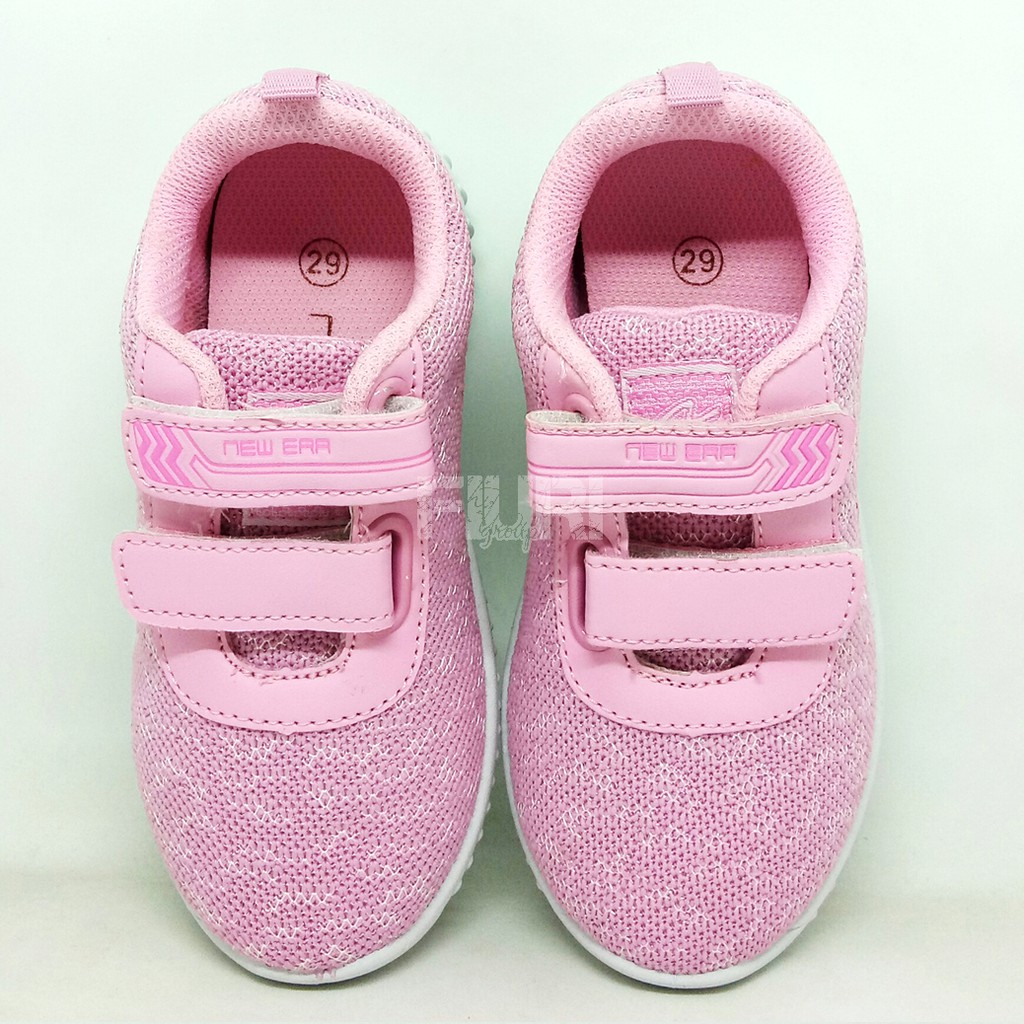 FIURI - New Era Original - KELSIE PEREKAT KIDS 27-34 - Sepatu Kets Anak Perempuan Laki-Laki - Sneakers Anak Cewek Cowok - Sepatu Olahraga Sport Anak Batita Balita Perekat - Sepatu Casual PEREKAT  Anak Kecil - Sepatu Sekolah Hitam Anak PAUD TK SD Murah