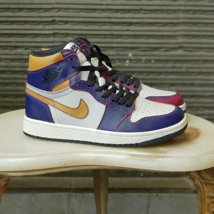PROMO Nike SB X Air Jordan 1 Lakers Chicago "Court Purple" Unauthorized Auth