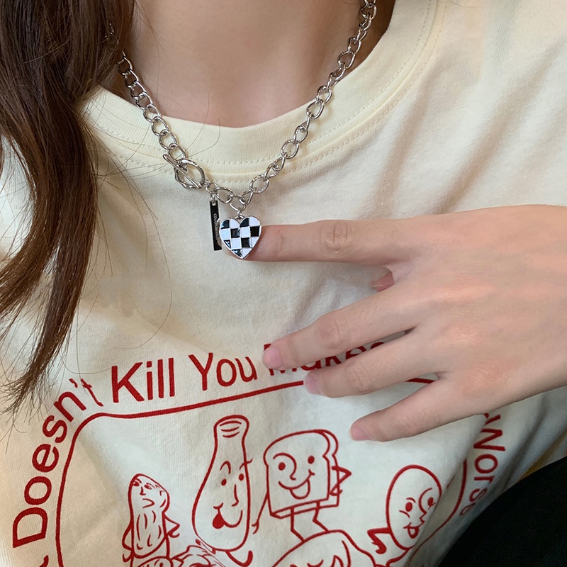 AY(CN) Kalung Rantai Liontin Hati Motif Kotak-Kotak Warna Hitam Putih Gaya Korea Untuk Wanita