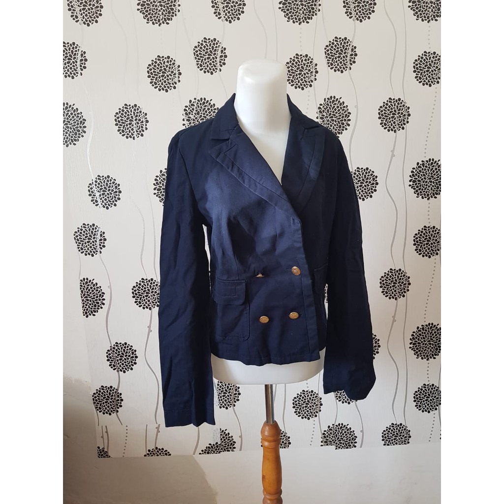 Blazer Wanita Zara Trf Hitam Detail Ada Saku Dan Kancing Di Bagian Depan Preloved