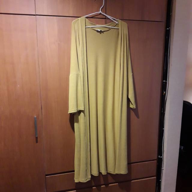 PRELOVED - LONG CARDI ZALIA