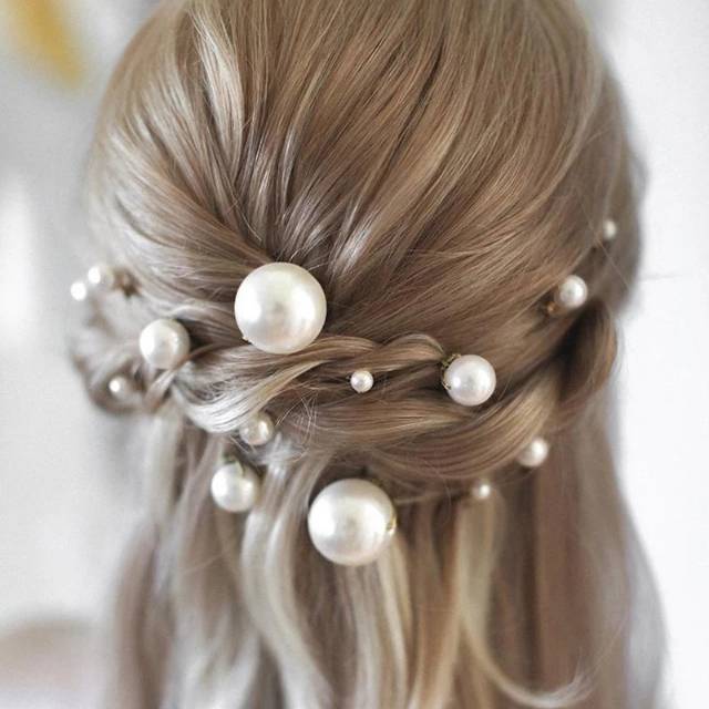 Wedding headdress pearl hair pin set