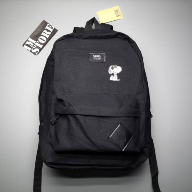 vans x snoopy backpack