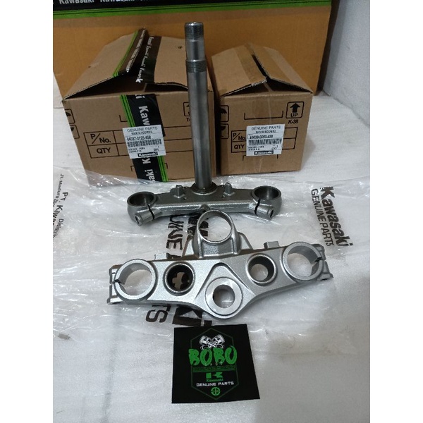 segitiga atas bawah holder fork KLX 150 L S original