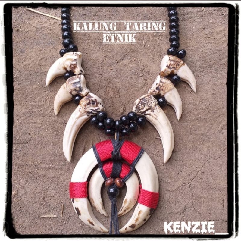 KALUNG TARING BABI ETNIK PRIA KALIMANTAN