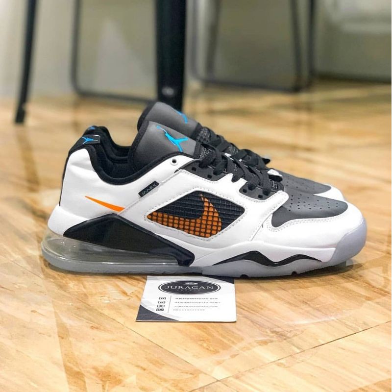 Jordan Mars 270 Low &quot;White Orange Aqua&quot;