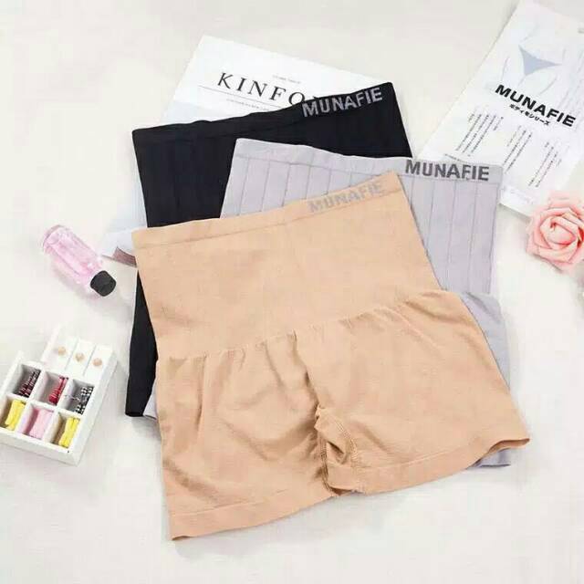 OMSB KORSET MUNAFIE CELANA DALAM 1346 / CD PETAK HOT PANTS WANITA IMPORT / IMPORT BATAM