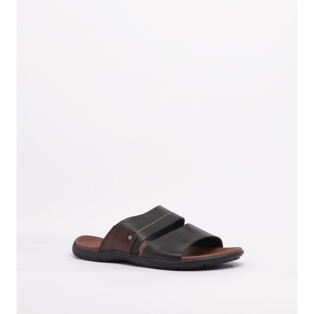 Buccheri Larvell Sandals Pria Black