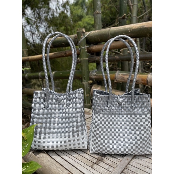 MAJID - Tas Anyaman Jali Premium Silver Putih Elegan Bermotif Ready Stok