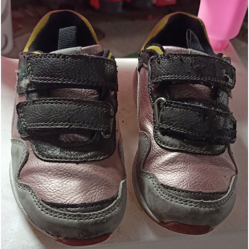 SEPATU ANAK SIZE 27 PEREMPUAN SPROX PAYLESS