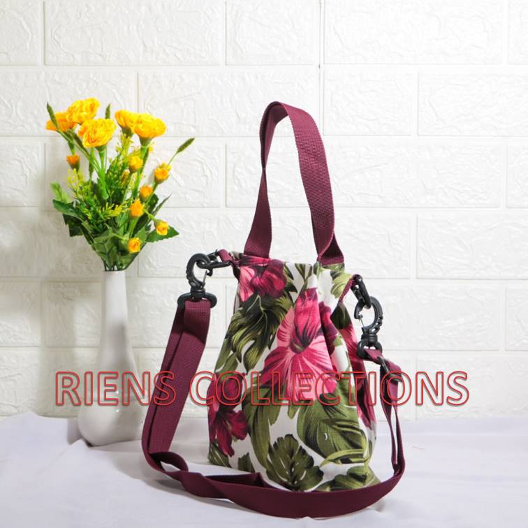 SLING BAG TAS SELEMPANG KANVAS MOTIF BUNGA SEPATU MERAH RIENS COLLECTIONS. TAS KANVAS JOGJA