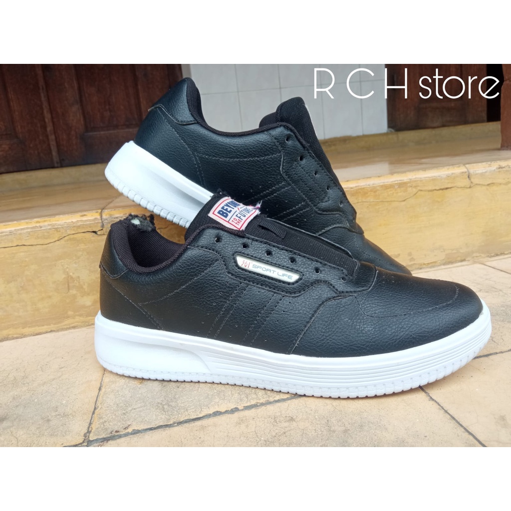 Sepatu sport 361