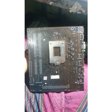 PAKET INTEL PROCESSOR i7 & MOTHERBOARD AMPTRONSocket 1156