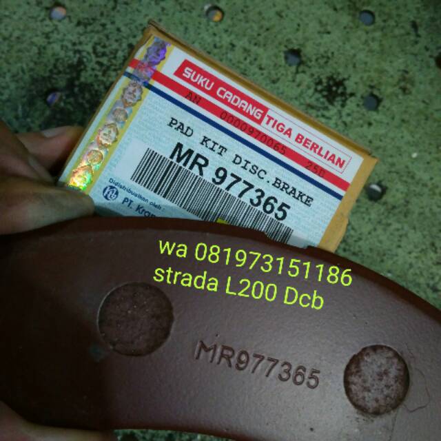 Brake pad kampas rem depan strada L200 dcb