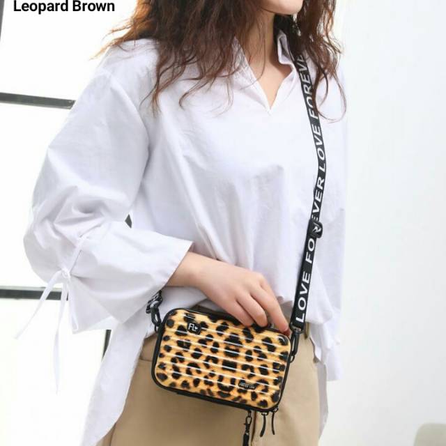 Tas Selempang Forever Love Mini D3501