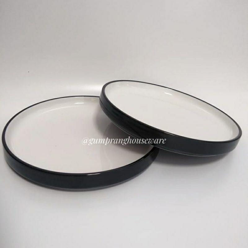 Piring kue stack round stack salad plate black white Piring kue stack round stack salad plate black white