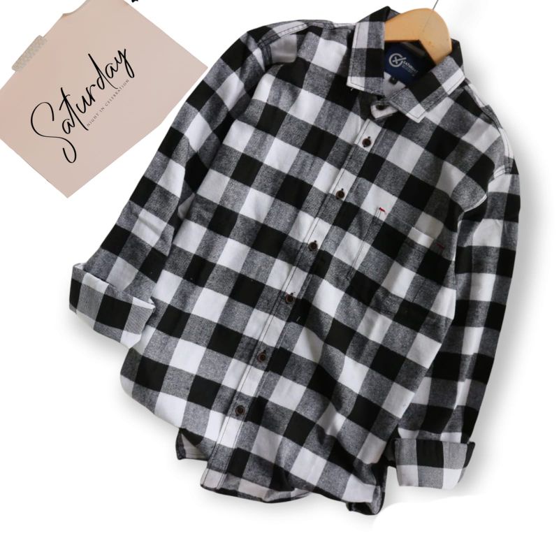 kemeja flanel lengan panjang original Saturday