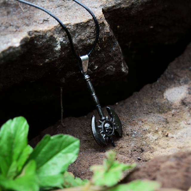 Kalung Tali Pria Liontin Kapak Logam Warna Hitam Necklace Cowok Waterproof Adjustable KP02