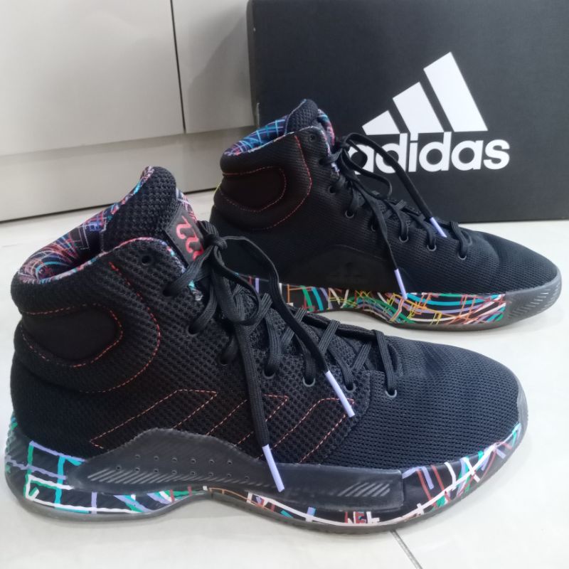 Sepatu basket 2024 adidas original