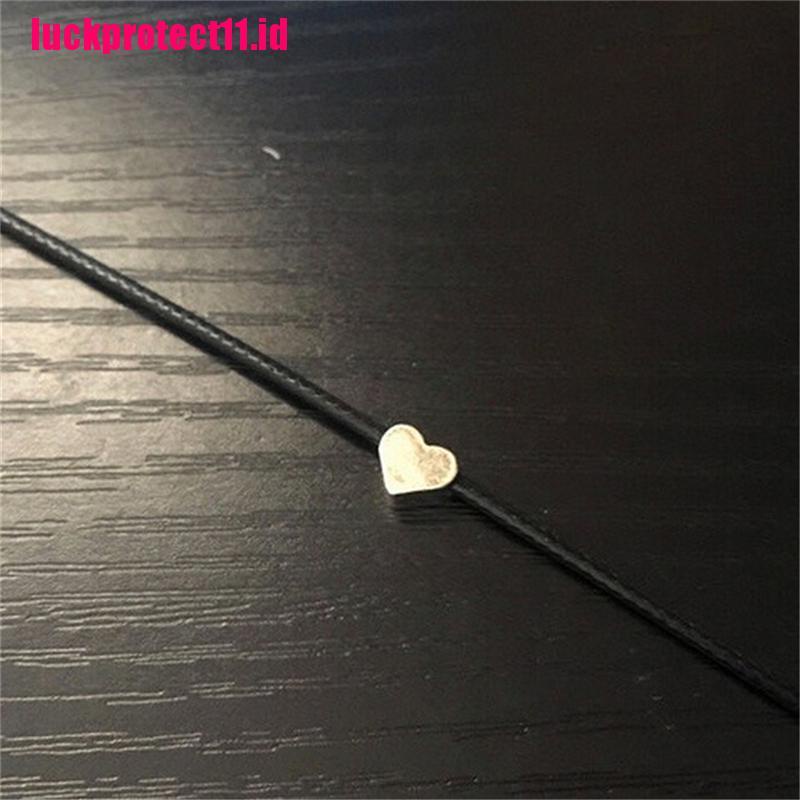 Kalung Choker Bahan Kulit Imitasi Aksen Hati Gaya Vintage Untuk Wanita