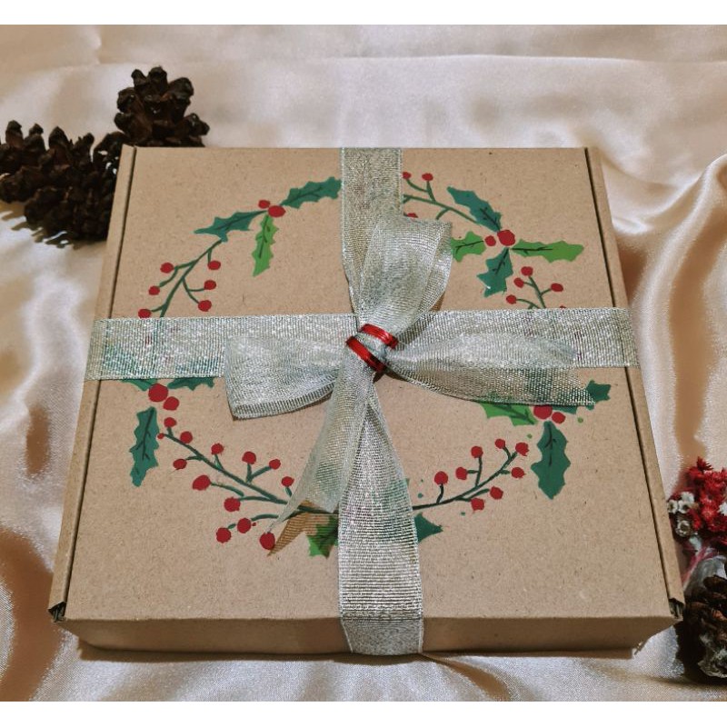 

Gift Box Painting / Kado Natal / Kotak kado / Hadiah Natal / Christmas Hampers