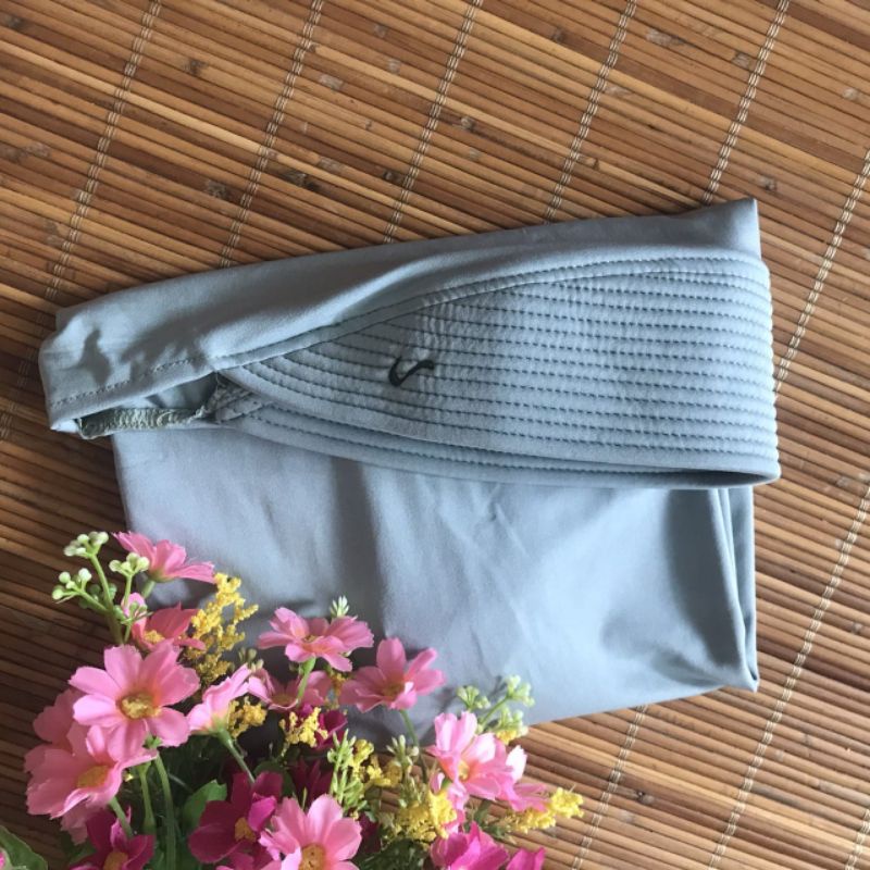 hijab instan oval jersey  / kerudung oval / bergo instan jersey tutup dada-Abu