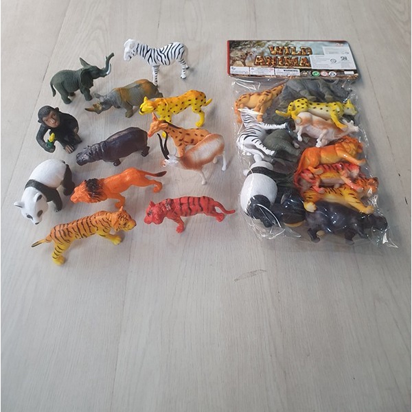 MAINAN HEWAN KARET ANIMAL WILD SET 12 PCS