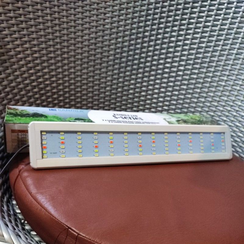 Kandila S400 lampu aquarium