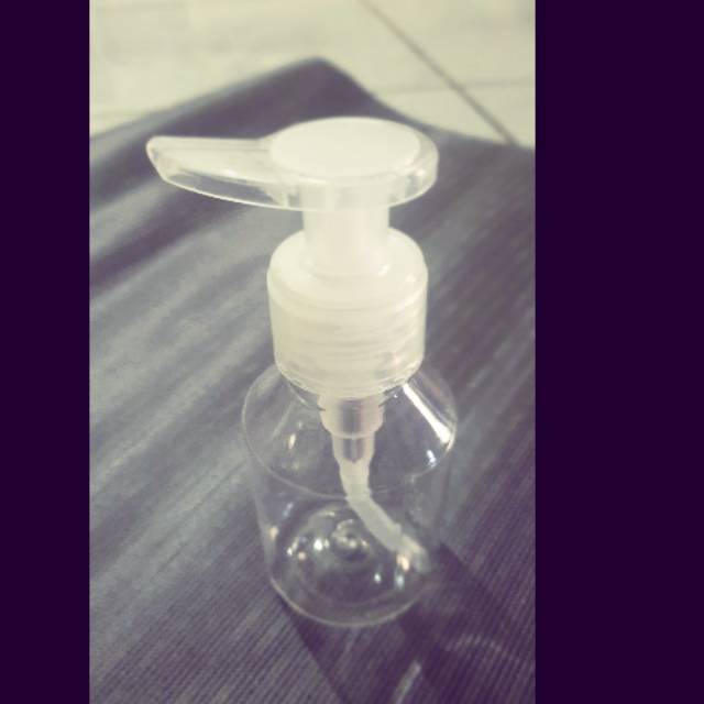 Botol 60 ml dan pump
