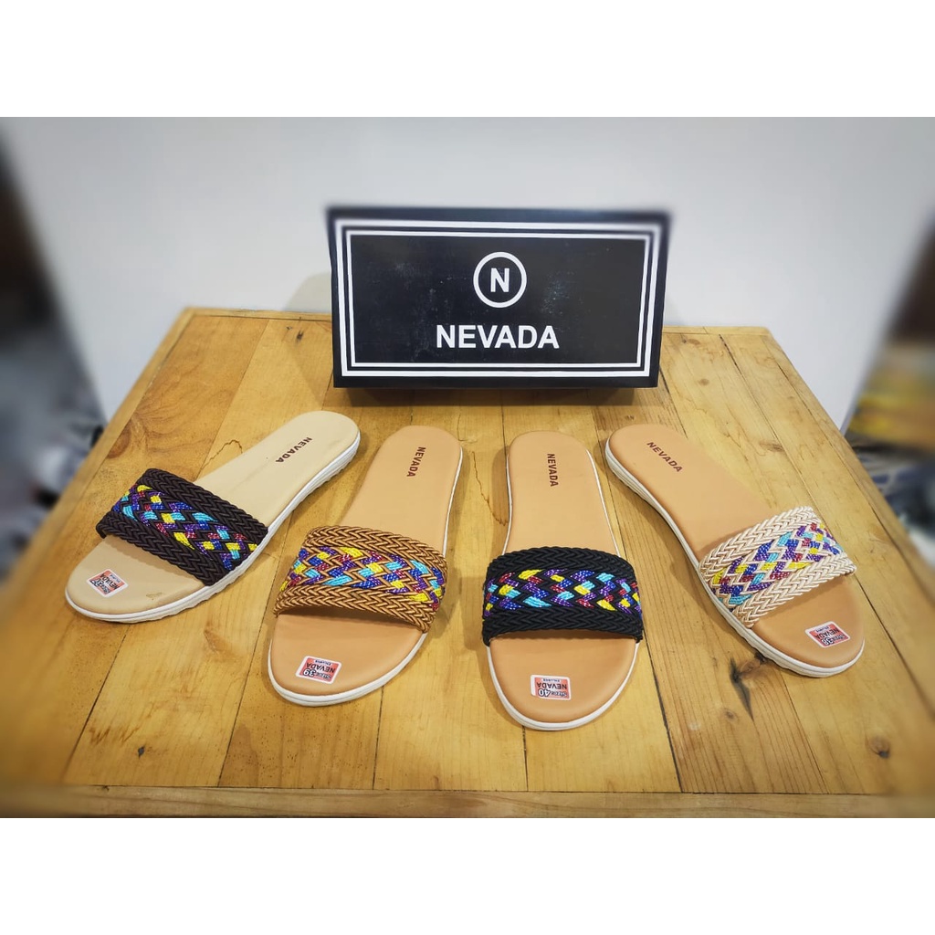 SANDAL WANITA NEVADA SLIP ON RAJUT