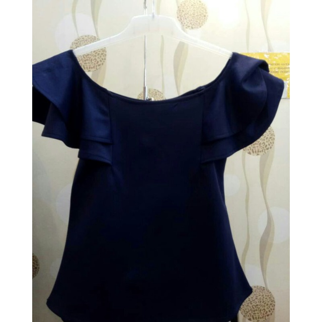 BAJU KERAH SABRINA MODEL CROP BIRU DONGKER