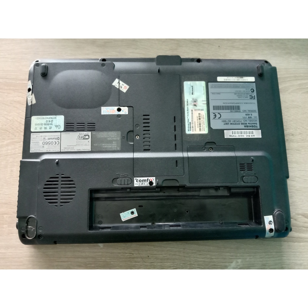 Casing Laptop Toshiba Satelite M200 bekas