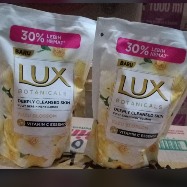 LUX YUZU BLOSSOM BODYWASH 450 ml