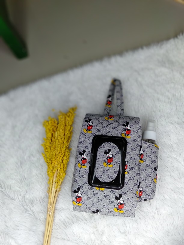 Bahan Parasit Motif Kupu