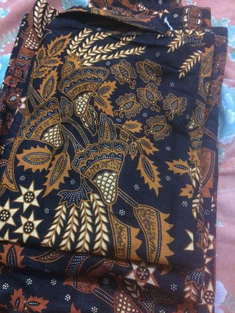 Maura Couple - Sania Ruffle Batik Couple Ori Ndoro Jowi Garansi Termurah Shopee -  Batik Modern Solo