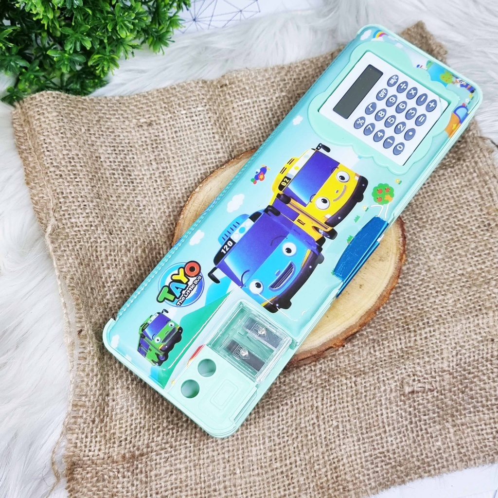 KOTAK PENSIL BTS BT21 KALKULATOR + SERUTAN MAGNET / KOTAK PENSIL KALKULATOR / TEMPAT PENSI KARKULATOR-KP KALKU- TEH TAYO