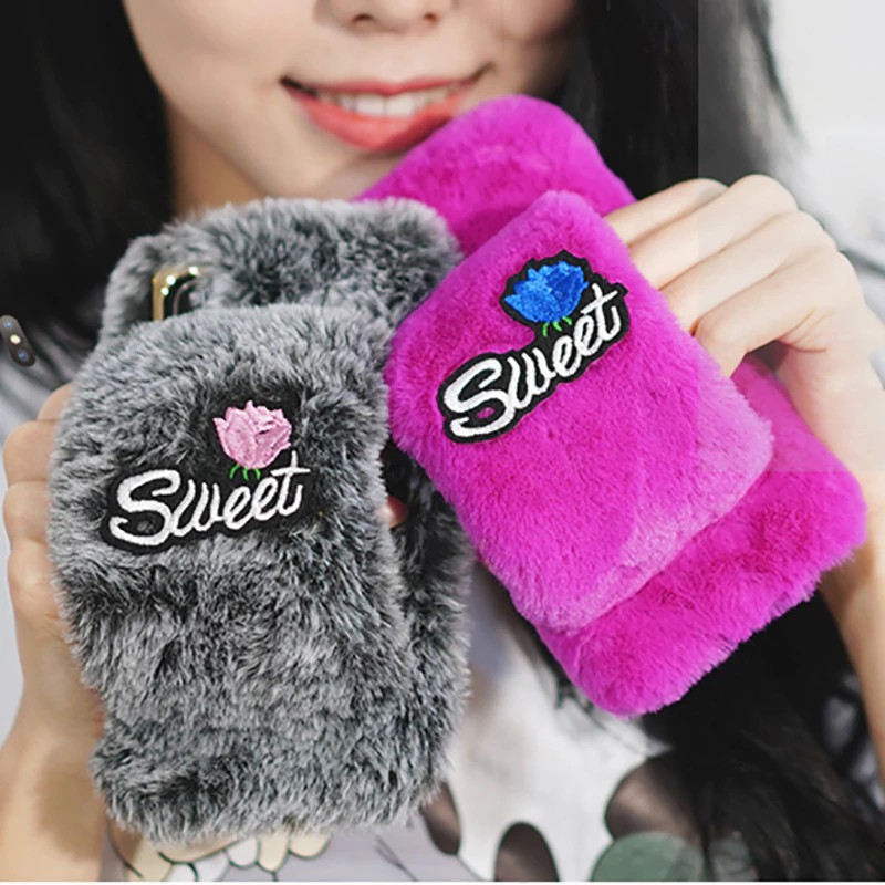 Terlaris Luxury Cute Fluffy Rabbit Fur Warm Case For iPhone XS Max XR X Silicone DIY Winter Glove