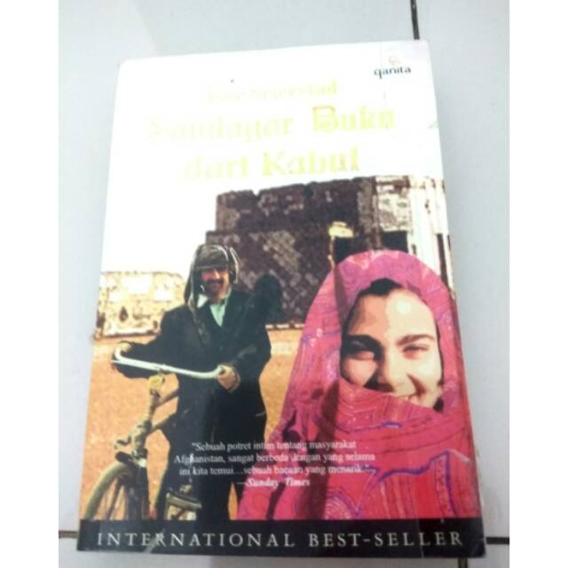 Saudagar buku dari kabul l penerbit qanita