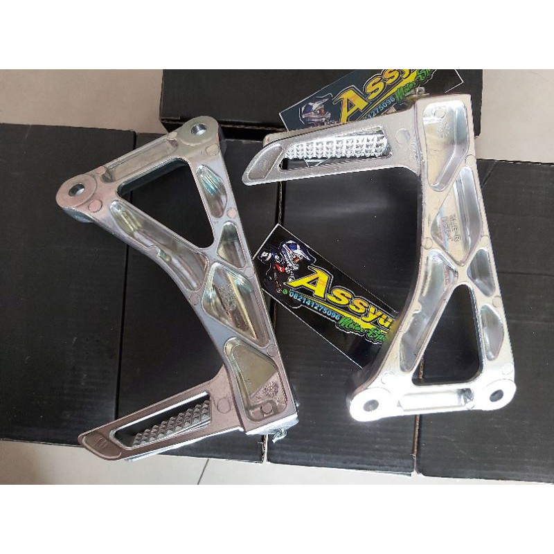FOOTSTEP BELAKANG CBR 650 PIJAKAN KAKI CBR 650