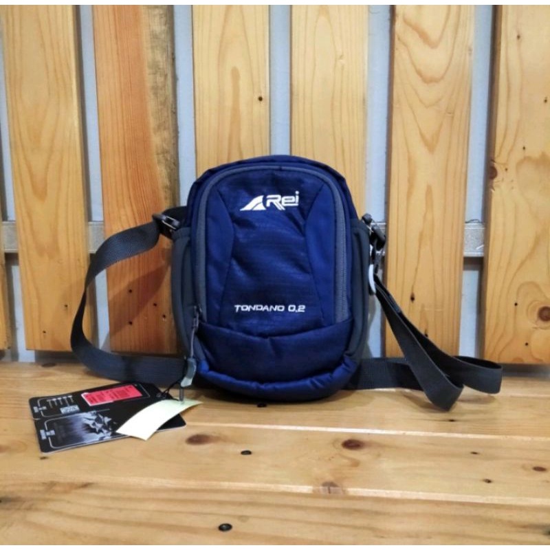 AREI OUTDOORGEAR tas selempang tondano 02