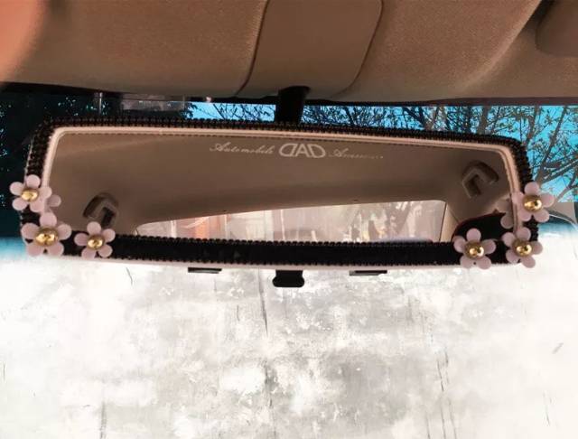 Spion bunga kaca mirror mobil spion blink Spion mobil kaca spion mobil pink Cover Kaca Spion Mobil DAD CROWN,CH,GC,SWAN FULL Diamond Blink-Blink Bahan Premium Series